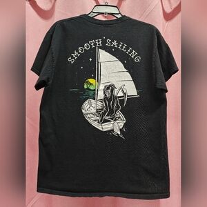 Retrofit Black 'Smooth Sailing' Graphic T‑Shirt Sz Lrg